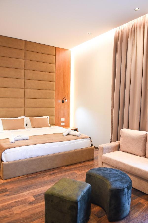 Olivia'S Hill Resort Kryemedhej Ngoại thất bức ảnh