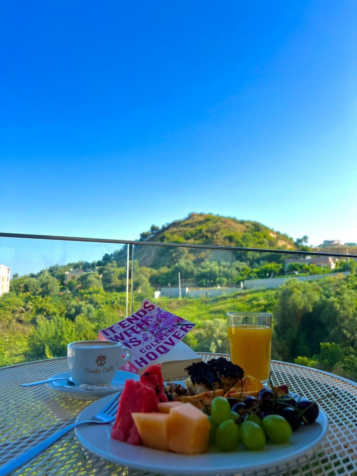 Olivia'S Hill Resort Kryemedhej Ngoại thất bức ảnh
