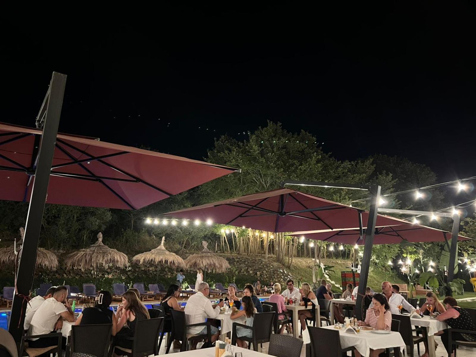 Olivia'S Hill Resort Kryemedhej Ngoại thất bức ảnh