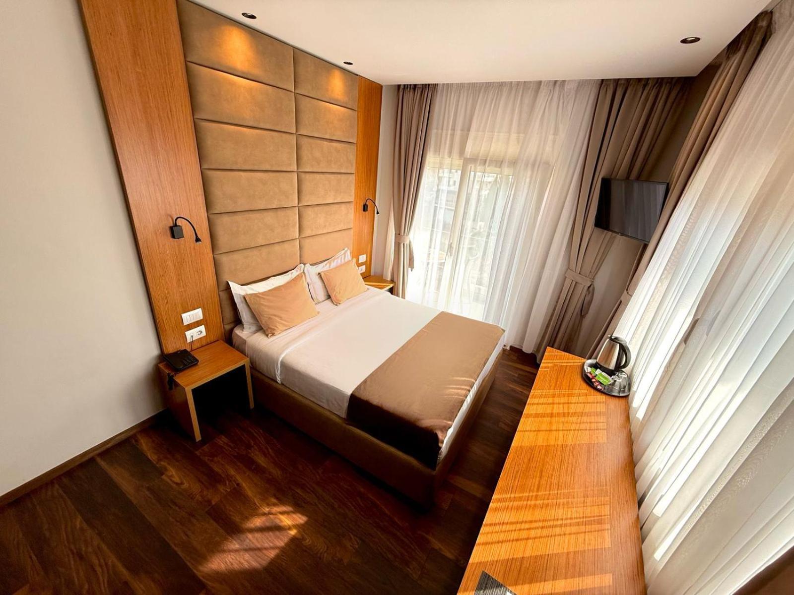 Olivia'S Hill Resort Kryemedhej Ngoại thất bức ảnh